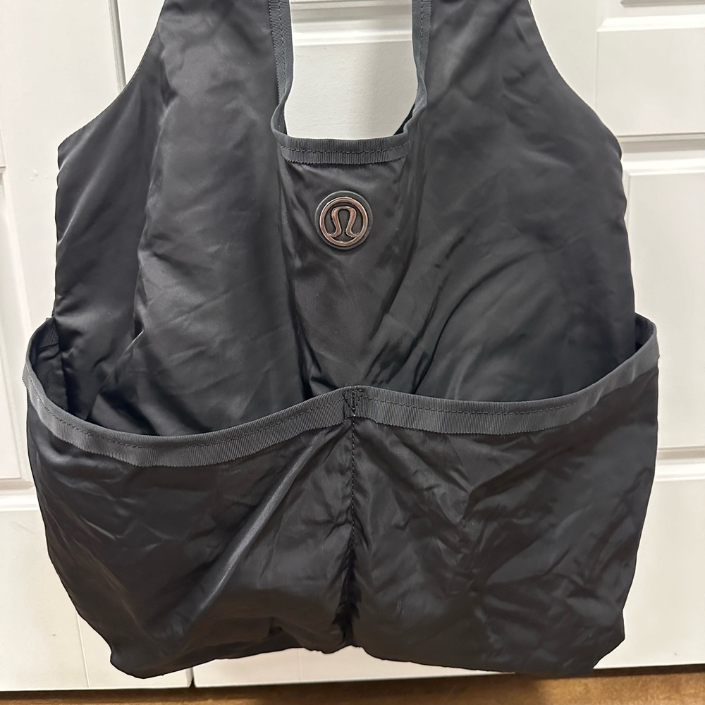 Lululemon tote